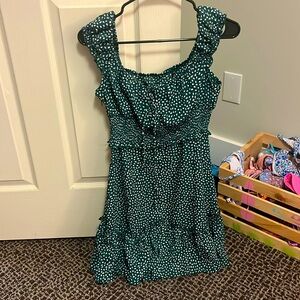 cute green dress, great length
